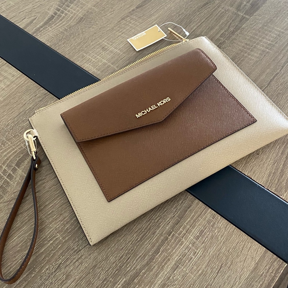 Michael Kors Brand New Camel Jet set clutch